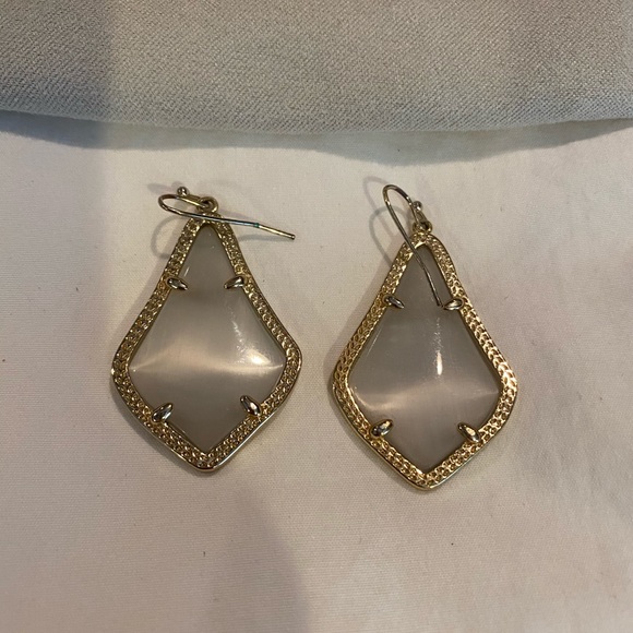 Kendra Scott Alex Earrings - Picture 5 of 6